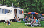 Camping les Etangs Fleuris in Tourquin, Paris